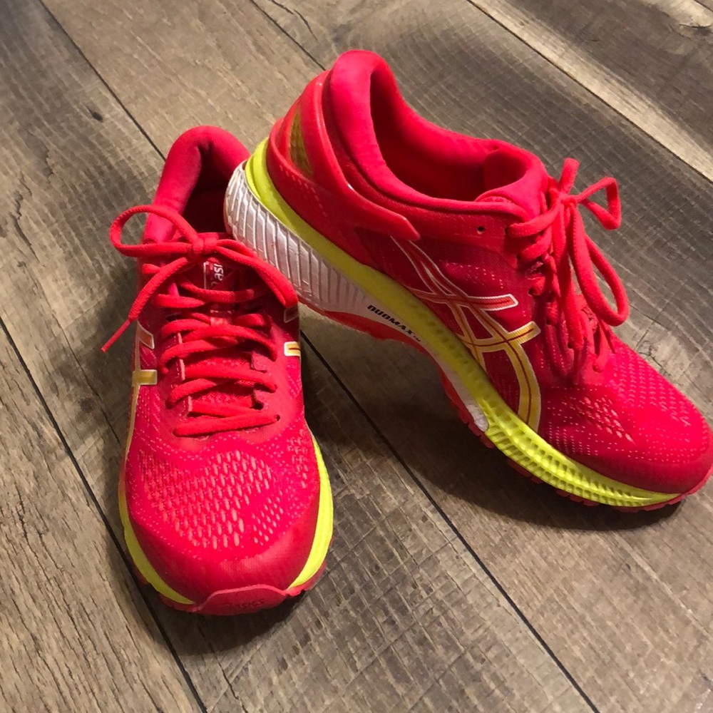 ASICS gel-kayano 26
